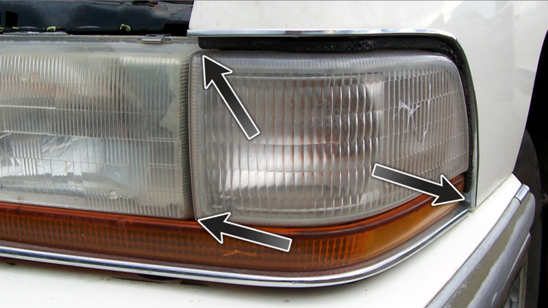Illustration for article titled How To Keep Your Car's Lights Shining So You Don't Get A Ticket